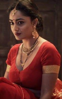 hot bengali girl in saree