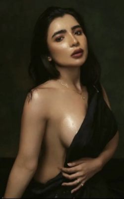 Heroine Ki nangi photto